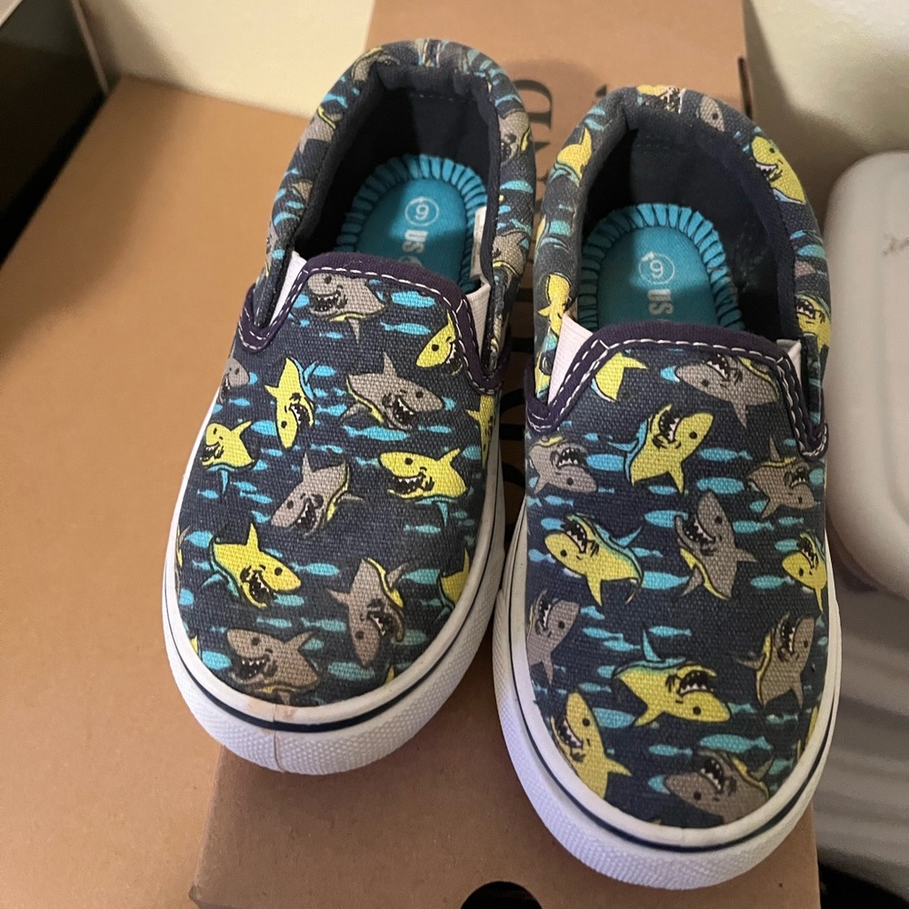 Boy kids shoe